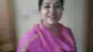 ரஷியன் பையன் மெதுவாக fucked ரஷியன் demure ஆசிய அம்மா செக்ஸ் at home